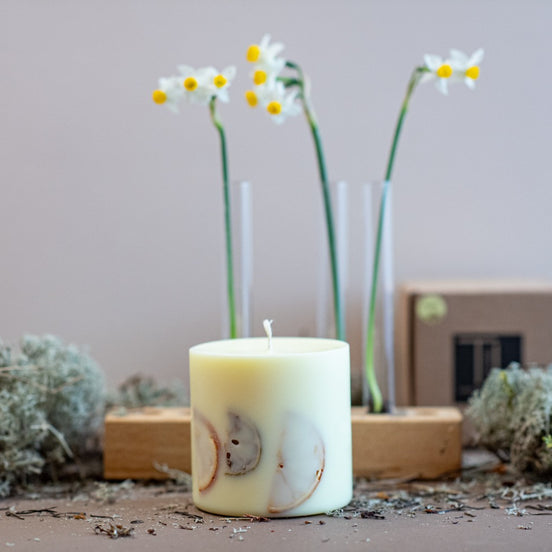 Hand-made Soy Wax Candle with Light Vanilla Scent