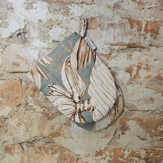 Handcrafted Kitchen Oven Glove - Terra Flora