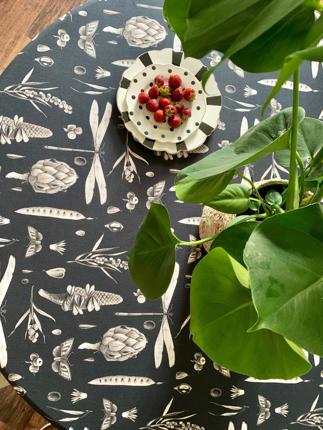 Round Tablecloth - Seeds Carbon