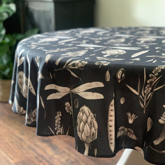 Round Tablecloth - Seeds Carbon