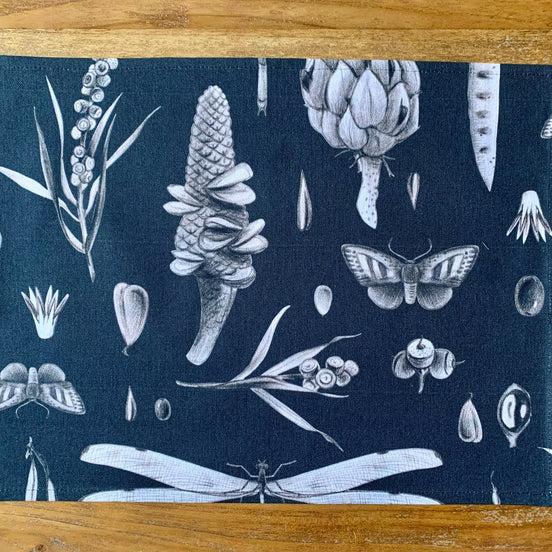 Table Placemat - Seeds Carbon
