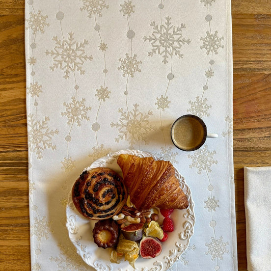 Table Runner - Golden Snowfall